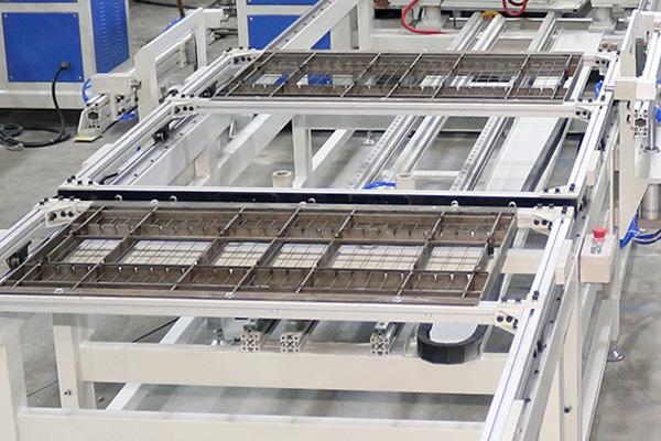 HWASHI 자동 와이어 메시 패널 케이지 용접 제조 기계 라인 4